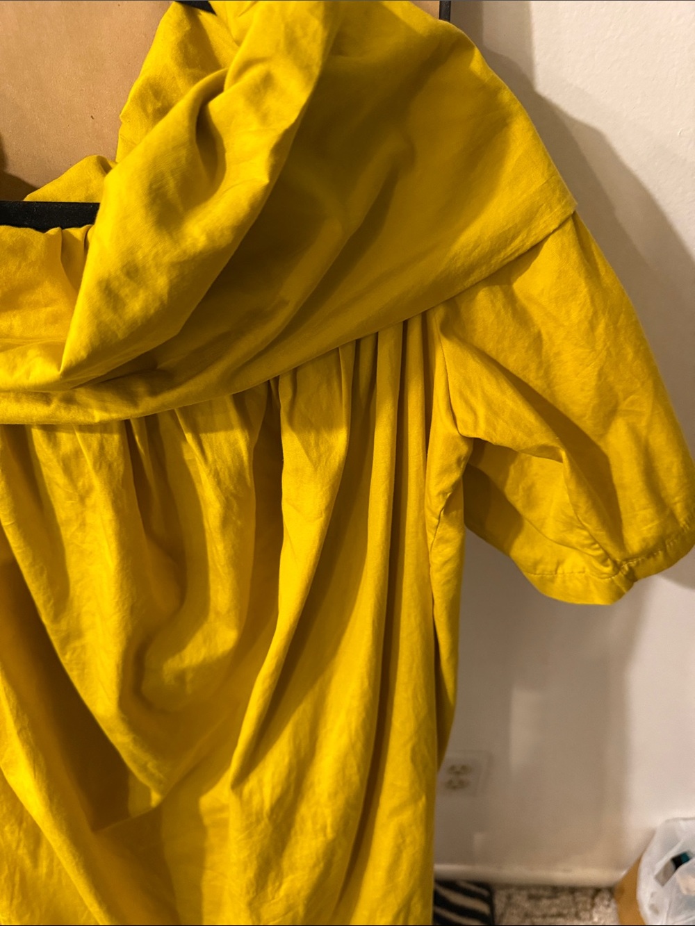Gianfranco Ferré Women's Bright gold dress size 6 - Picture 4 of 5